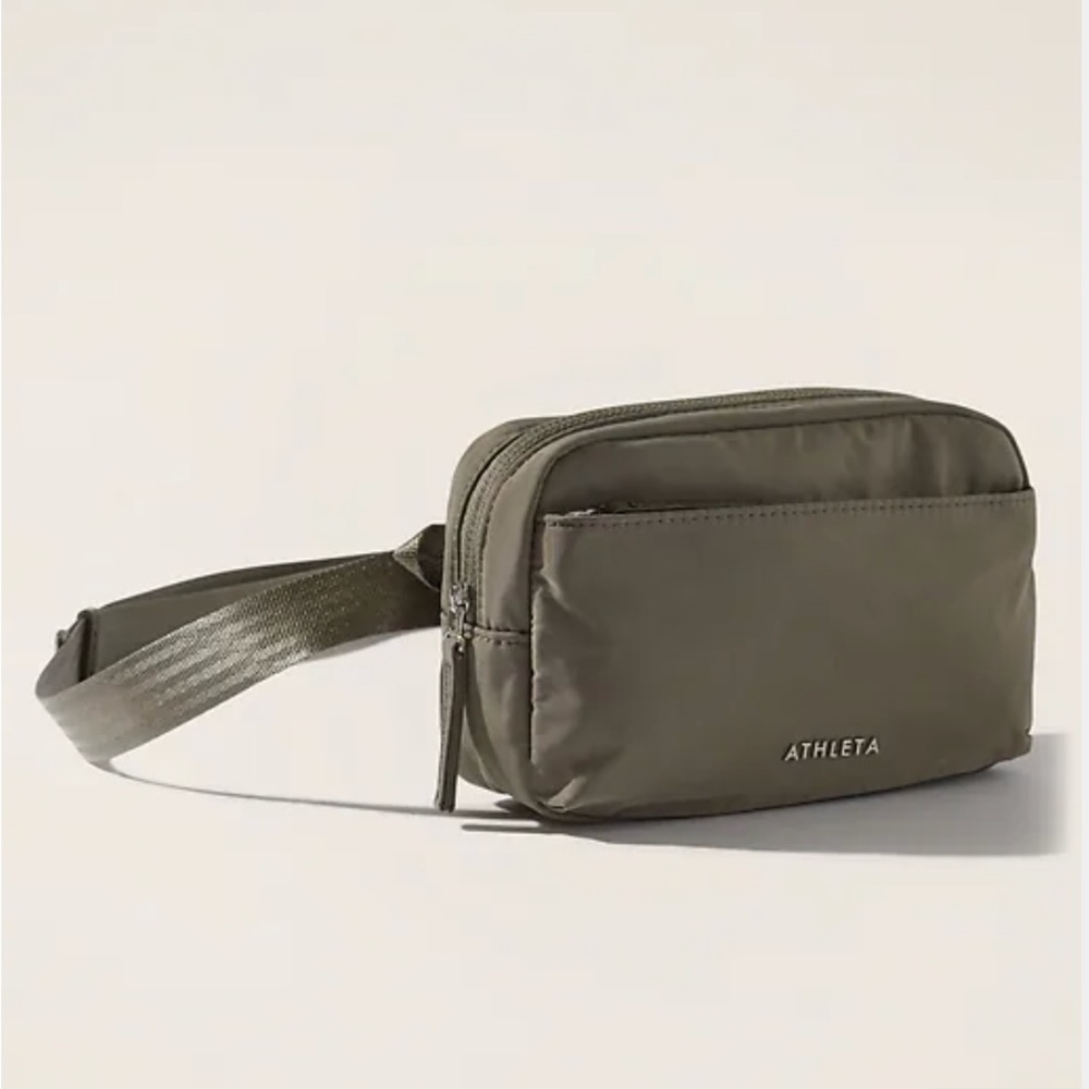 NWT in Plastic Wrap Athleta All About Crossbody Belt Bag Moss Green
